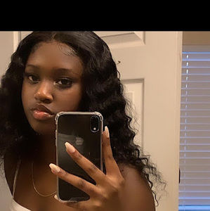 Meet your Posher, Annaise